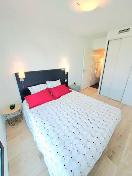 ליון Le Valmy: Appartement Lumineux Au Pied Du Metro מראה חיצוני תמונה
