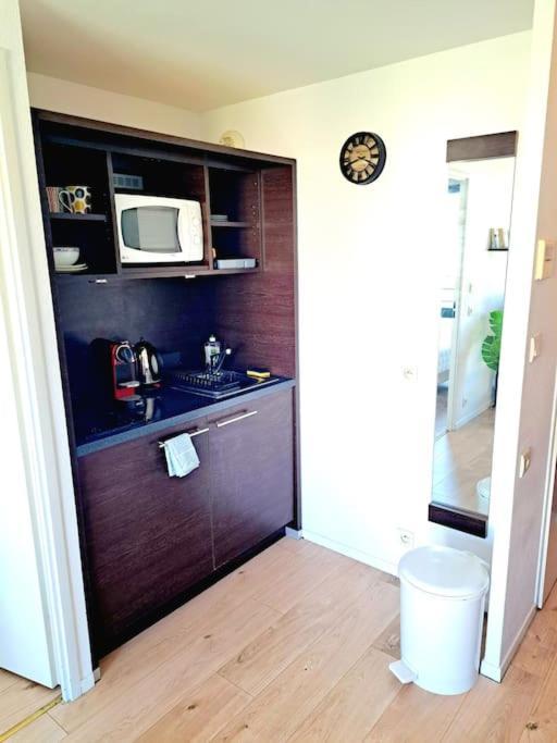 ליון Le Valmy: Appartement Lumineux Au Pied Du Metro מראה חיצוני תמונה